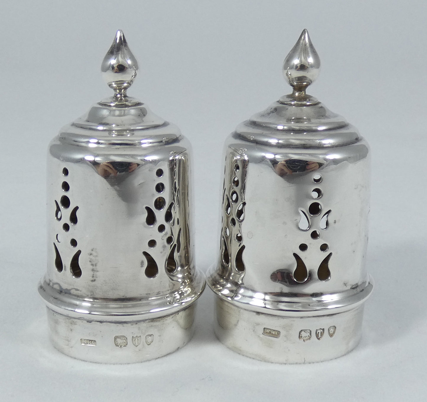 Antique Pair Victorian 1894 Sterling Silver Sugar Casters Shakers Sifters Castor