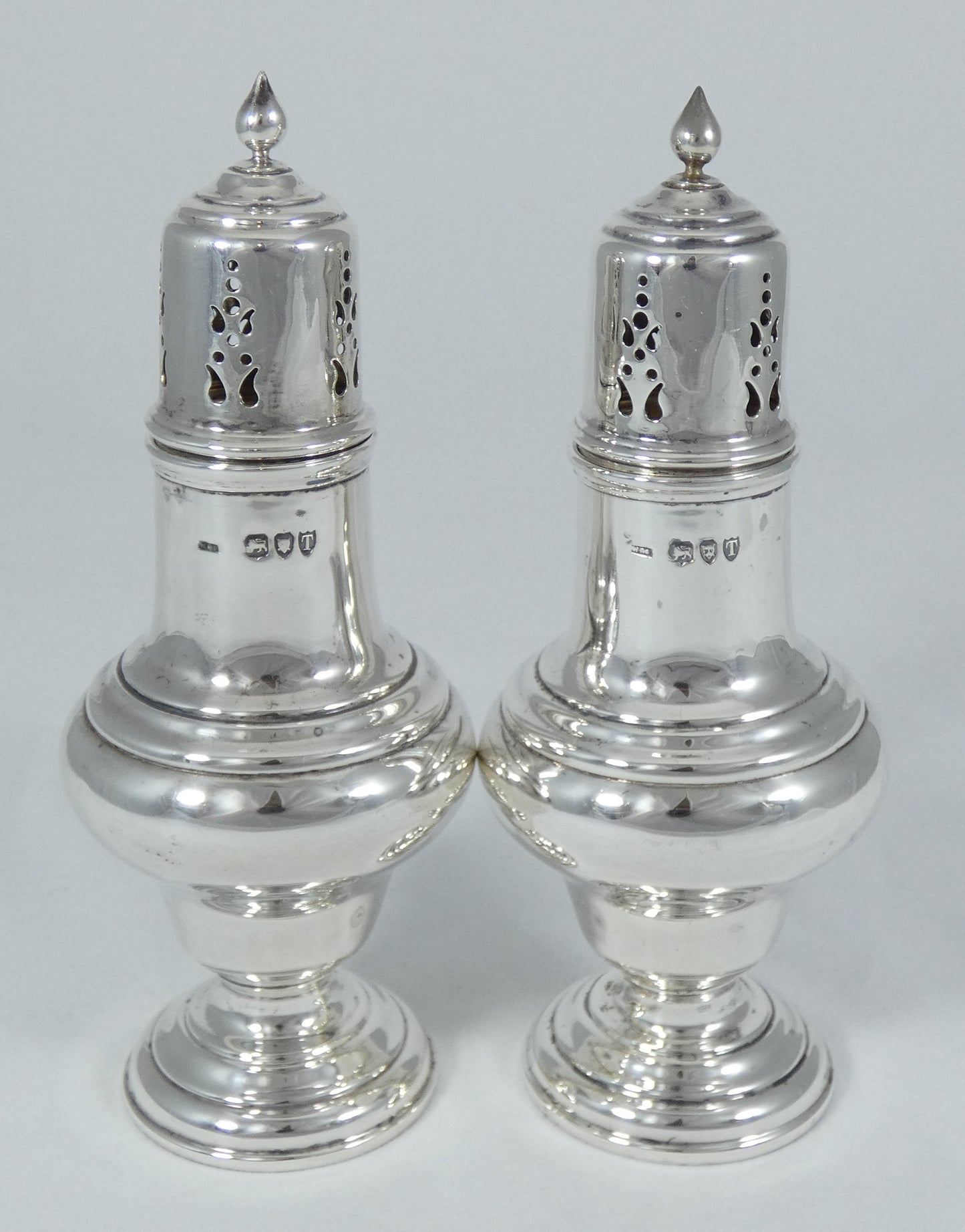 Antique Pair Victorian 1894 Sterling Silver Sugar Casters Shakers Sifters Castor
