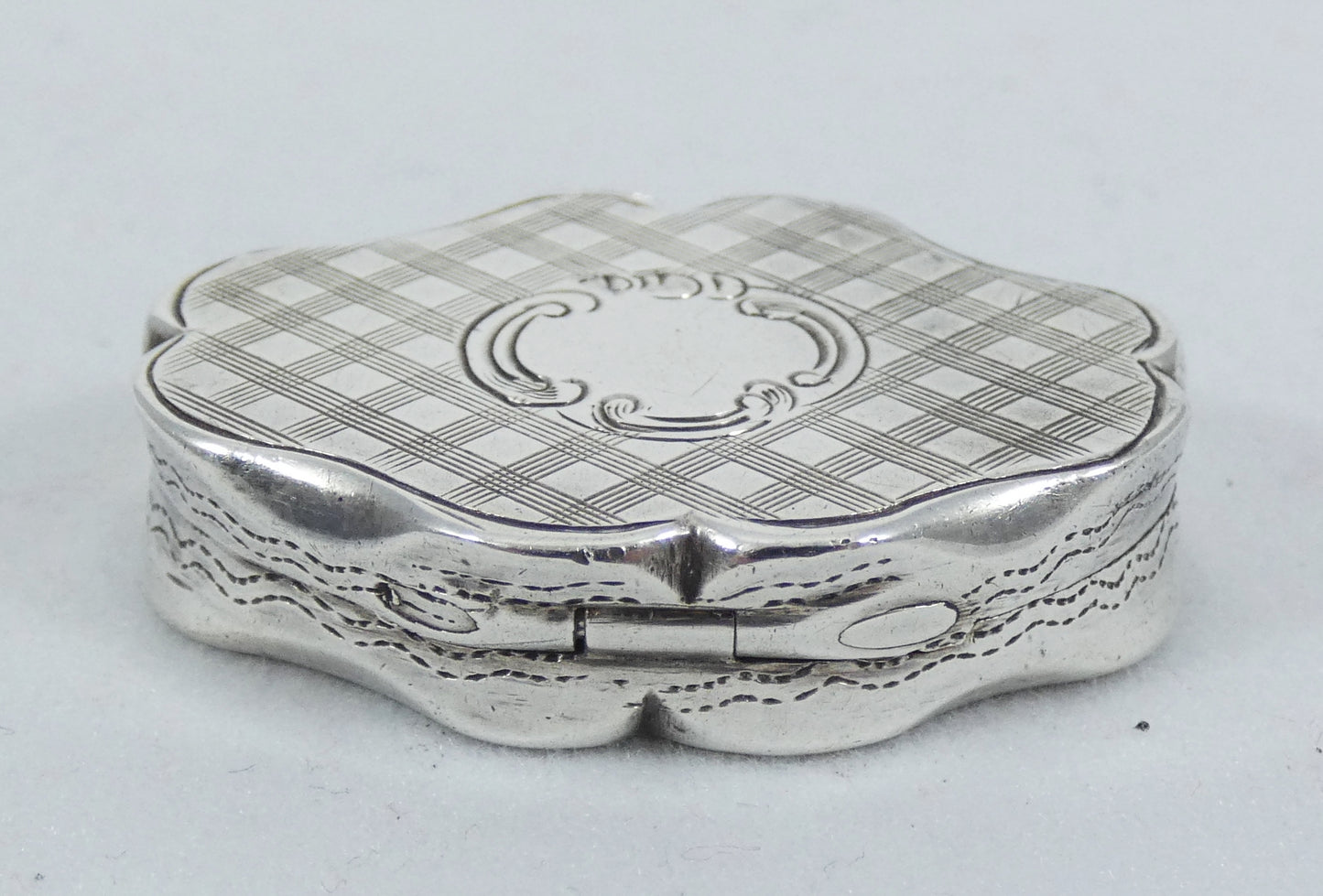 Antique Victorian 1853 Sterling Silver Vinaigrette Scent Pill Box & Grille Case