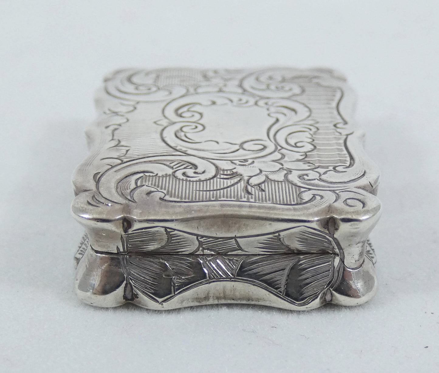 Antique Victorian 1853 Sterling Silver Vinaigrette Scent Pill Box & Grille Case