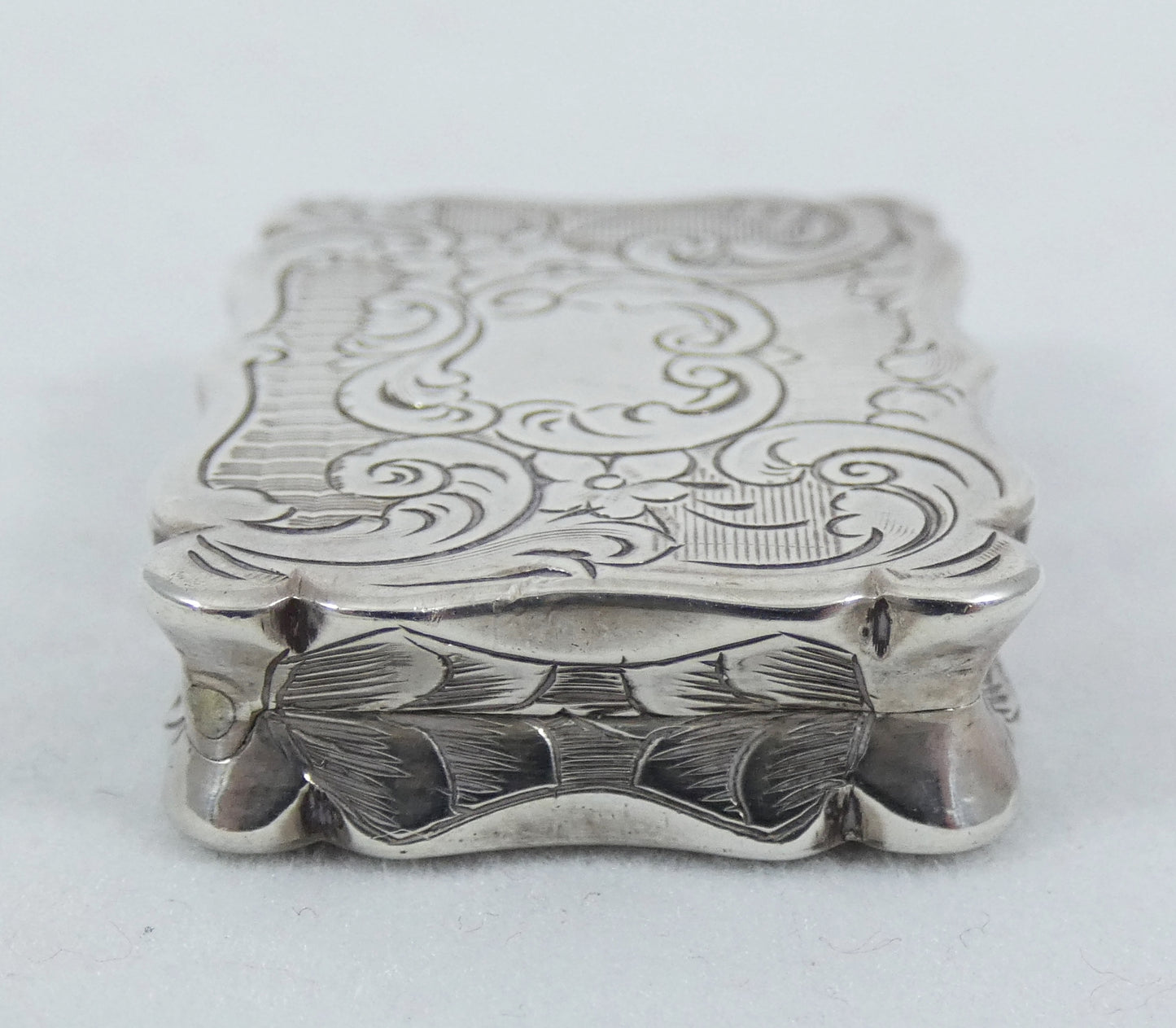 Antique Victorian 1853 Sterling Silver Vinaigrette Scent Pill Box & Grille Case