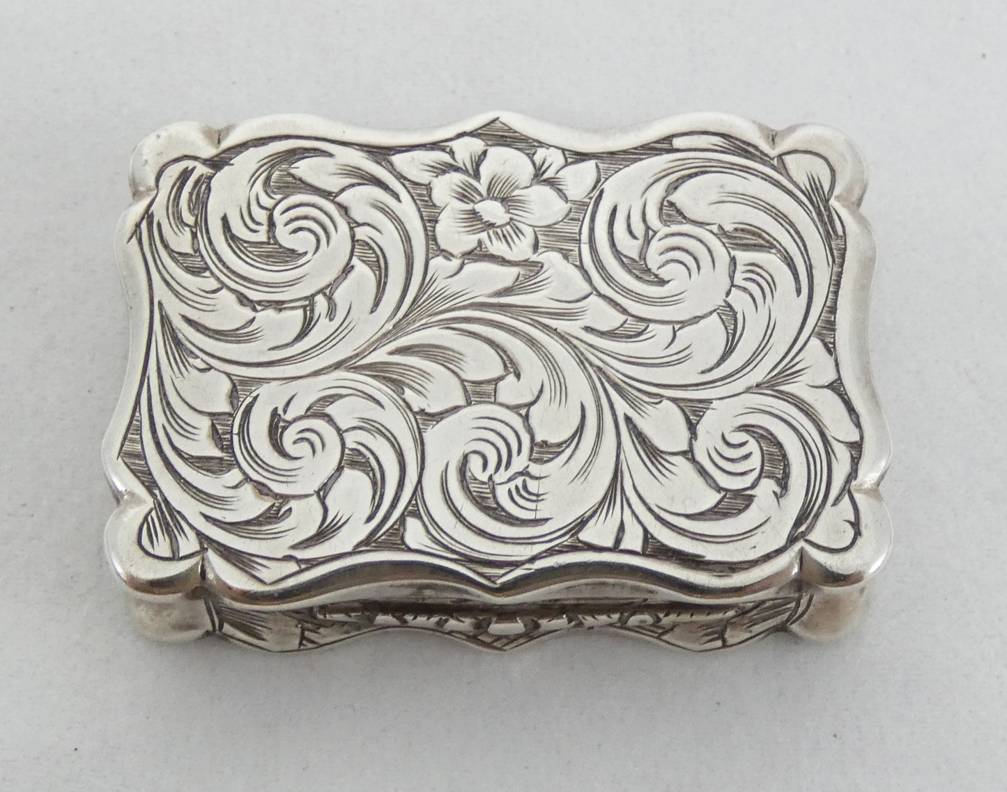 Antique Victorian 1853 Sterling Silver Vinaigrette Scent Pill Box & Grille Case