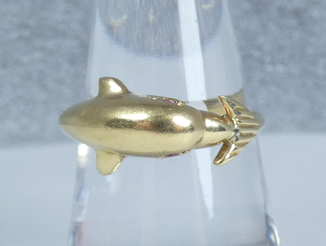 Vintage 18ct Solid Yellow Gold Pink Red Ruby Dolphin Dress Ring Size 8.5 Q 58