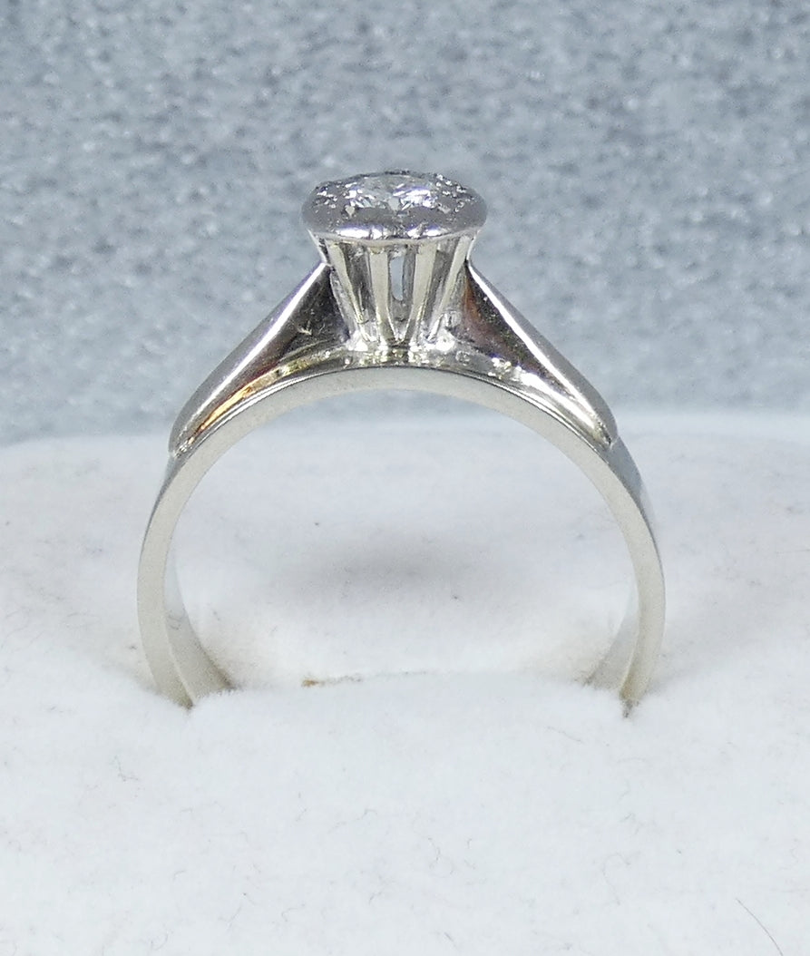 Vintage Solid 18ct White Gold .33ct Diamond Cluster Engagement Dress Ring 8 P 56