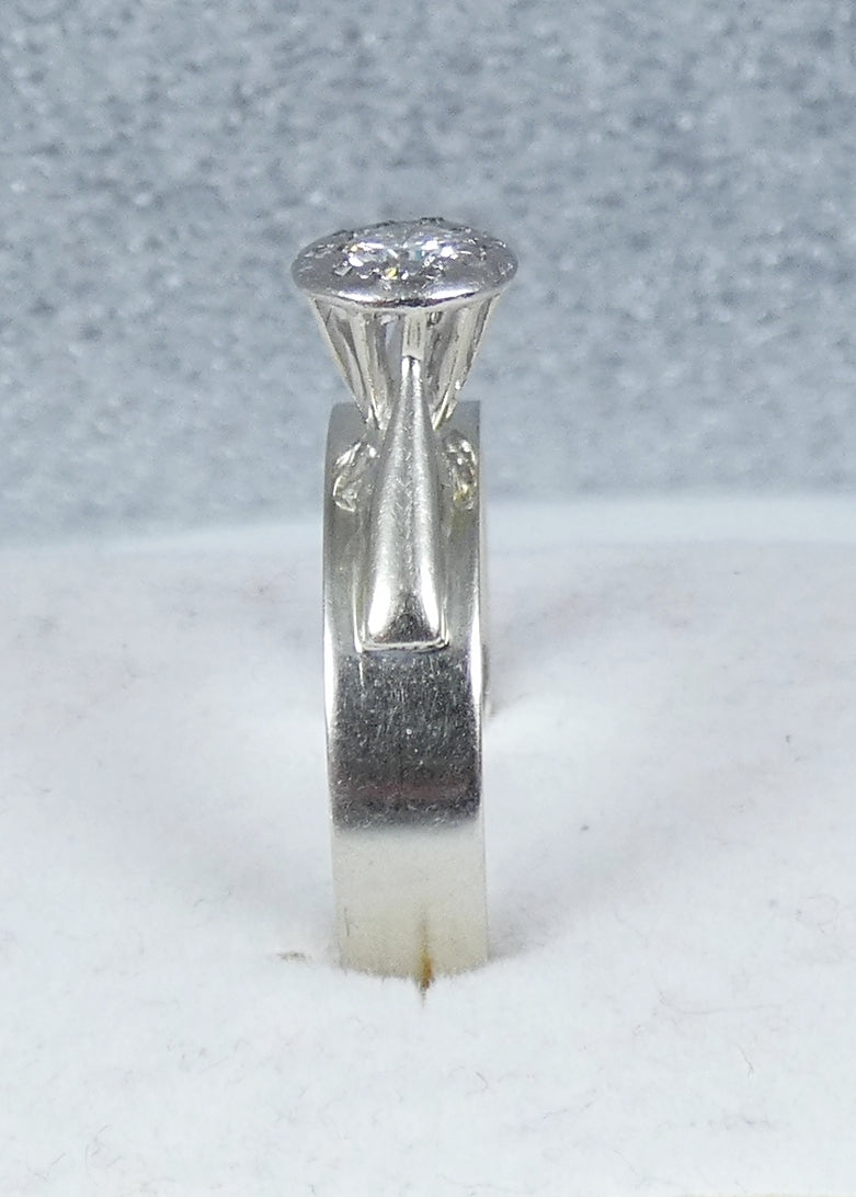 Vintage Solid 18ct White Gold .33ct Diamond Cluster Engagement Dress Ring 8 P 56