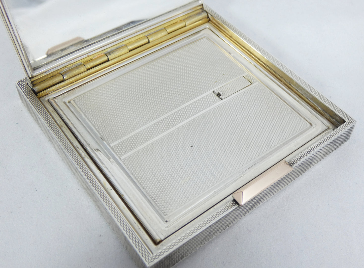 Antique Art Deco 1949 Heavy Sterling Silver Cased Ladies Powder Compact Mirror