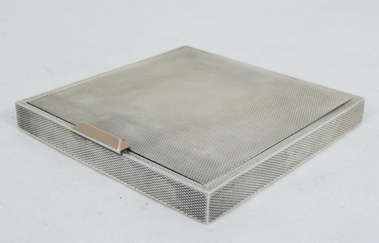 Antique Art Deco 1949 Heavy Sterling Silver Cased Ladies Powder Compact Mirror