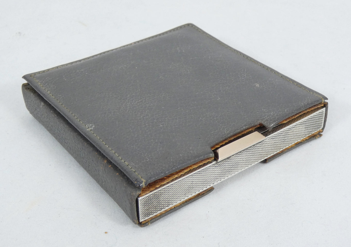 Antique Art Deco 1949 Heavy Sterling Silver Cased Ladies Powder Compact Mirror