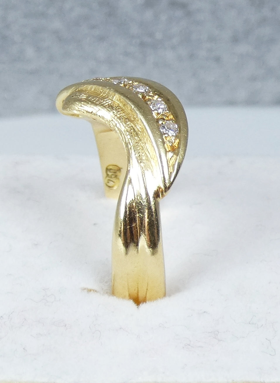 Modern Solid 18ct Yellow Gold 0.15ct Diamond Leaf Dress Ring Size 7.5 O 55 750