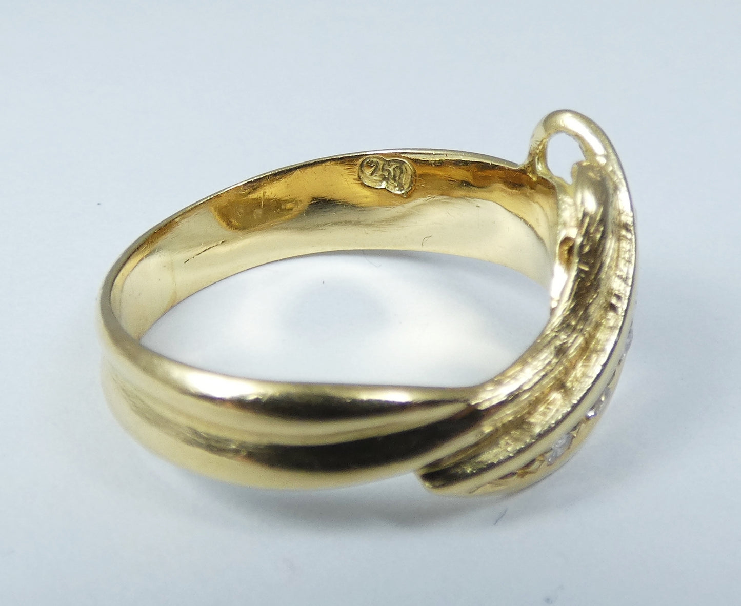 Modern Solid 18ct Yellow Gold 0.15ct Diamond Leaf Dress Ring Size 7.5 O 55 750