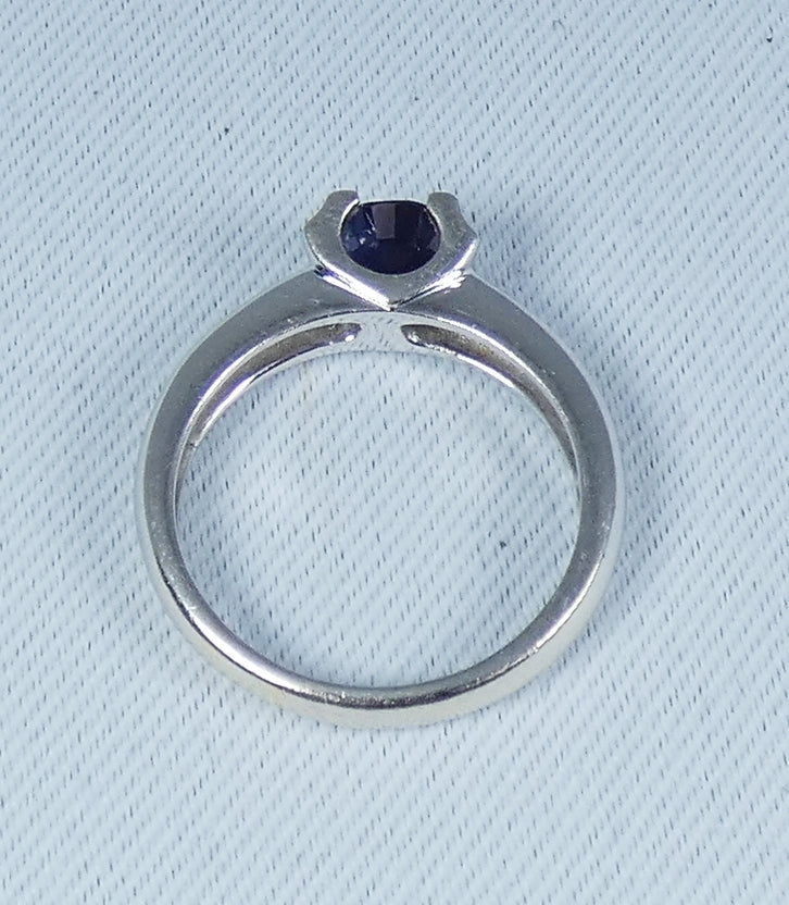Vintage 18ct White Gold 0.54ct Natural Blue Sapphire Solitaire Ring Size 6 L 51