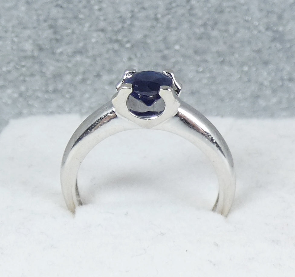 Vintage 18ct White Gold 0.54ct Natural Blue Sapphire Solitaire Ring Size 6 L 51