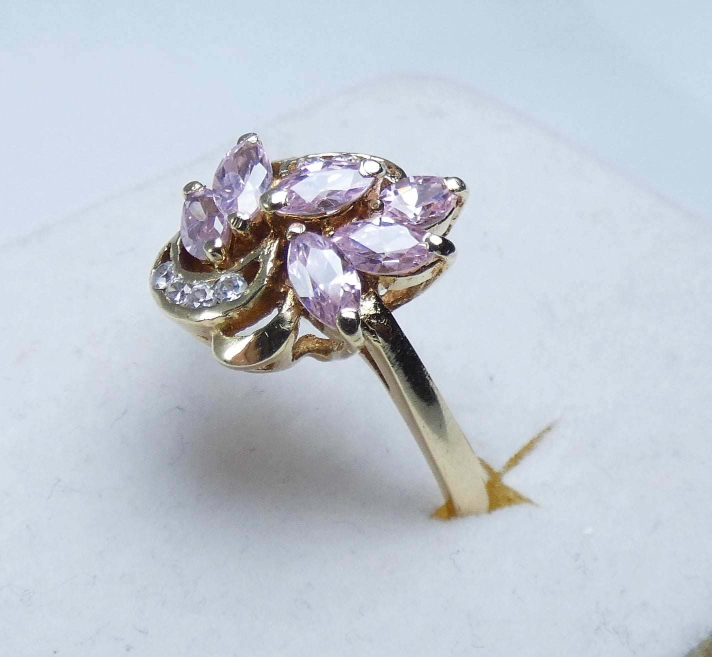 Vintage 18ct Yellow Gold Pink Kunzite Marquise Navette Cluster Dress Ring 8 P 56